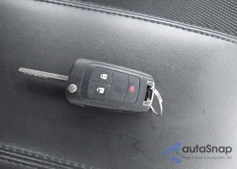 2017 Chevrolet Equinox Ls z USA, uszkodzony, nr VIN 2GNALBEK7H1549042